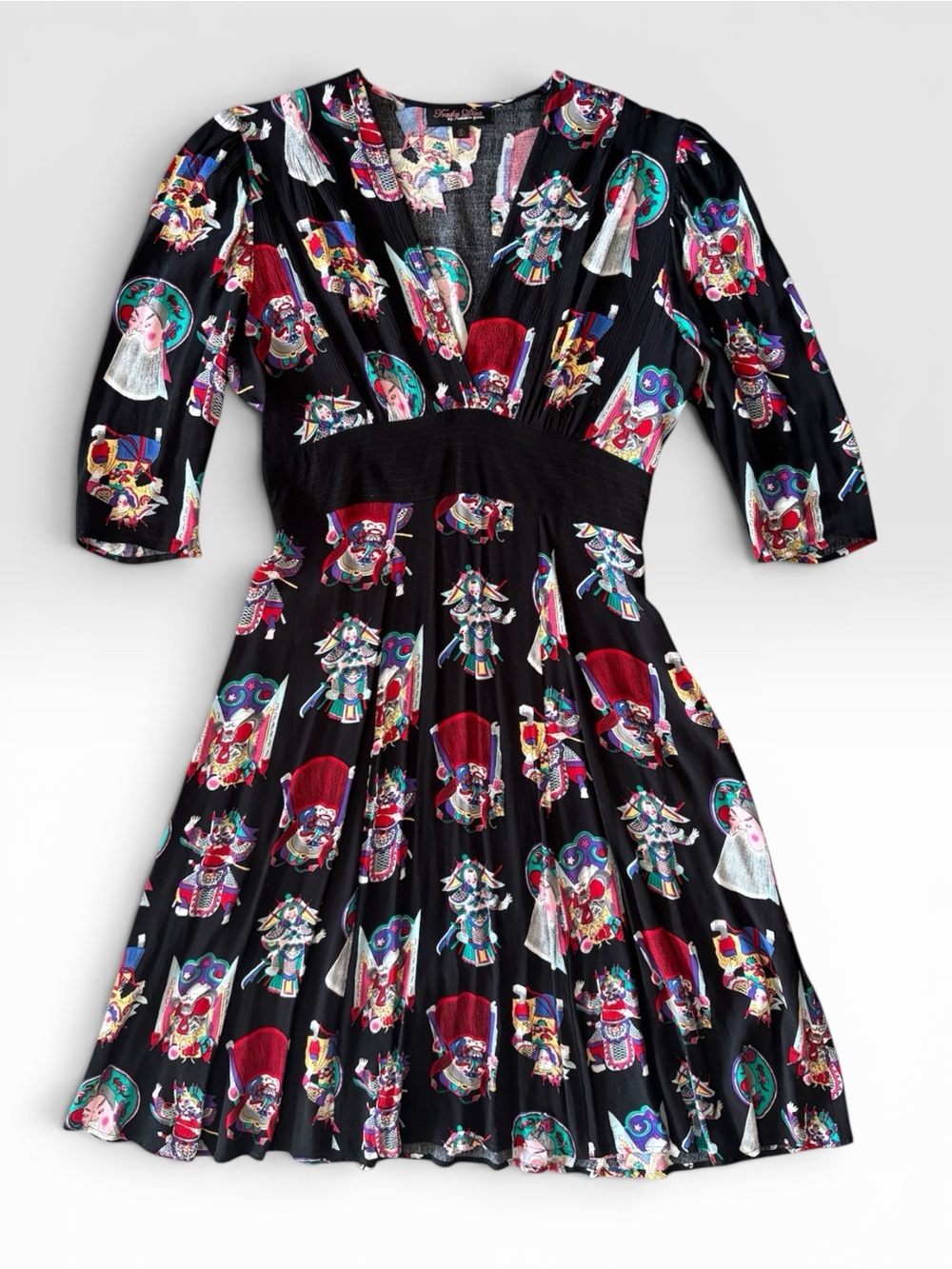 Trashy Diva Chinese Opera Print V-Neck Dress | Size 8 (Fits 6)